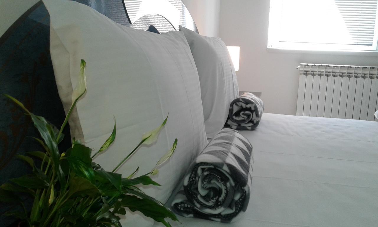 Apartment Villa Merci ซาราเยโว ภายนอก รูปภาพ