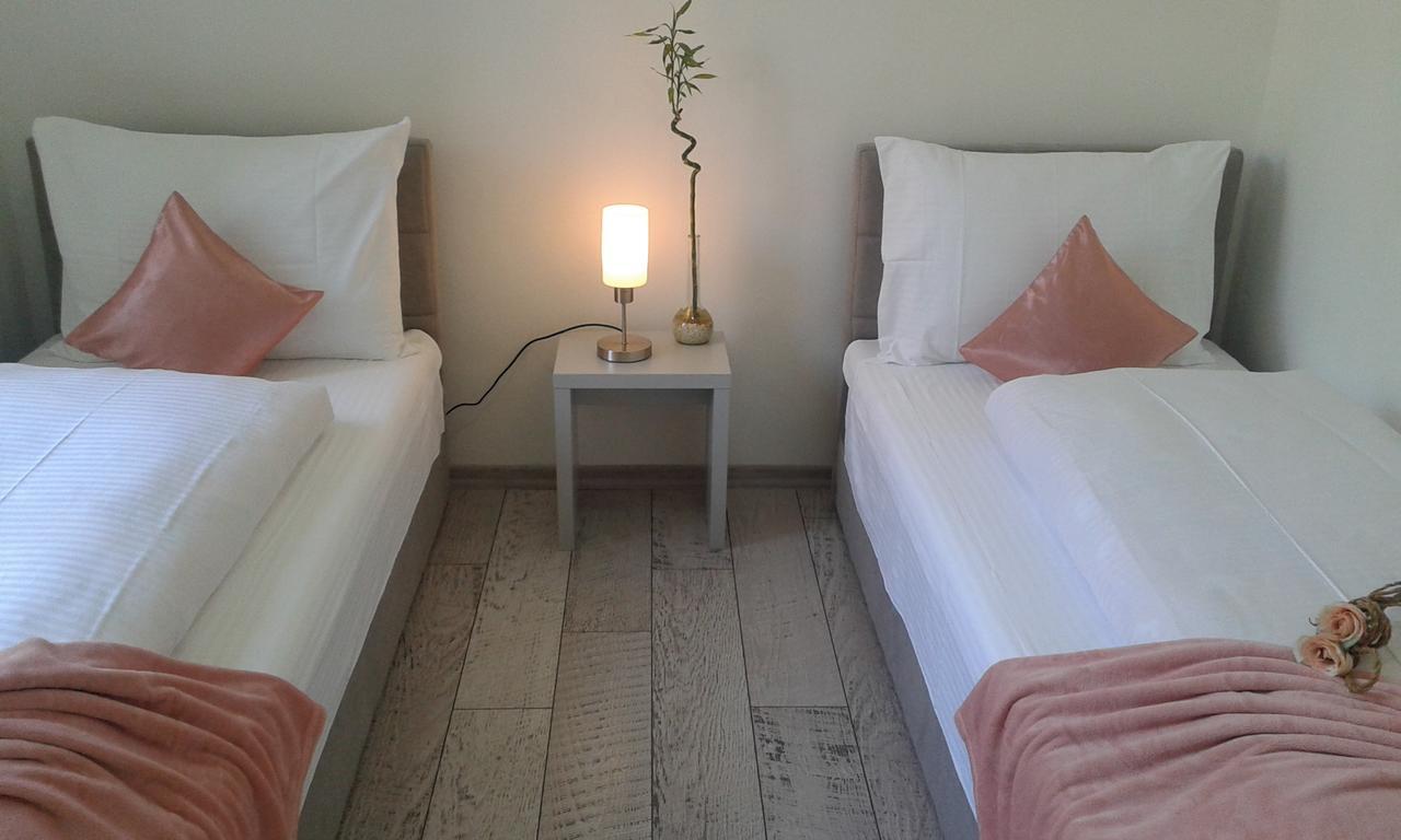 Apartment Villa Merci ซาราเยโว ภายนอก รูปภาพ