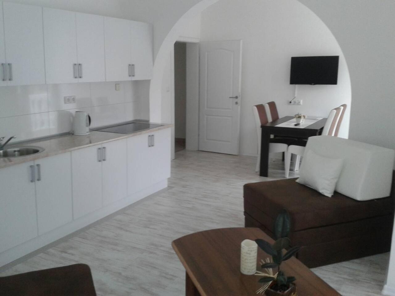 Apartment Villa Merci ซาราเยโว ภายนอก รูปภาพ