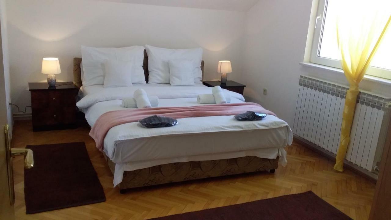 Apartment Villa Merci ซาราเยโว ภายนอก รูปภาพ